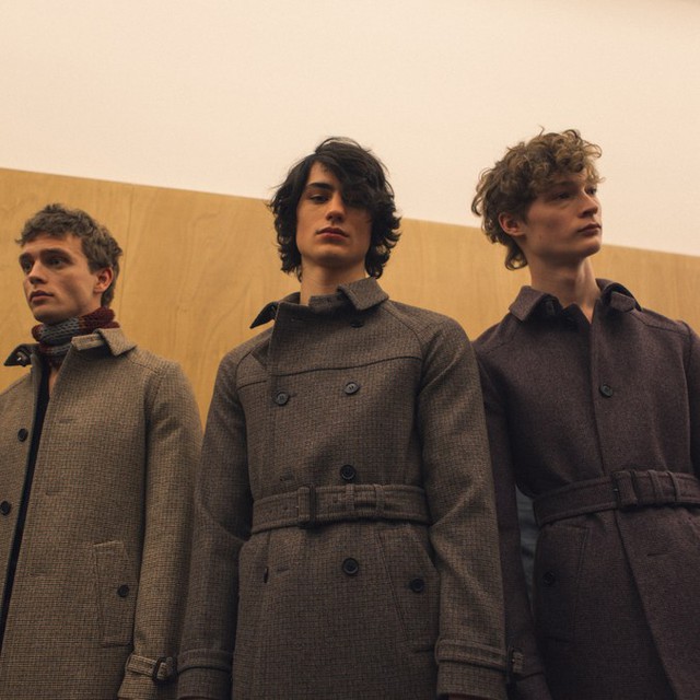 Prada làm sống lại vẻ đẹp của thời trang thập niên 70 - Ảnh 3.