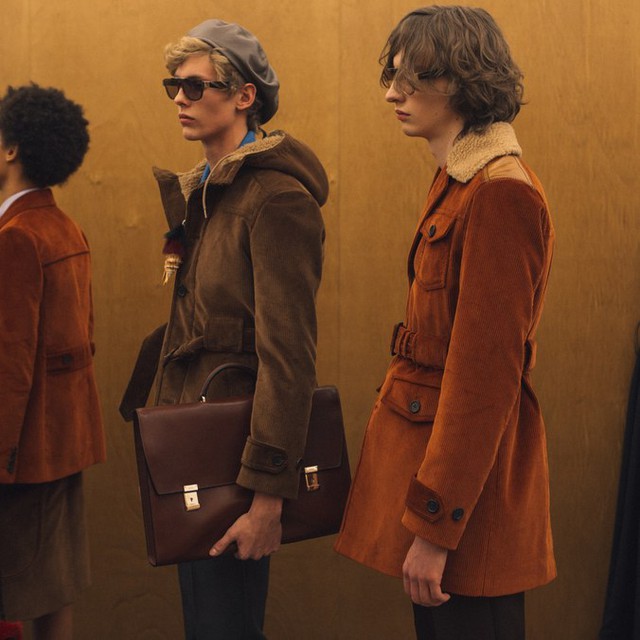 Prada làm sống lại vẻ đẹp của thời trang thập niên 70 - Ảnh 5.
