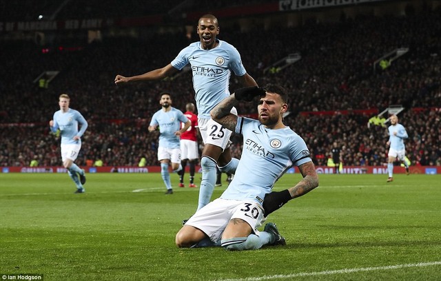 ẢNH: Những khoảnh khắc ấn tượng trận derby Manchester, Man Utd 1-2 Man City - Ảnh 17.