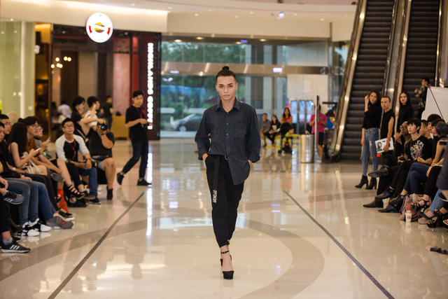 Nhiều chân dài cá tính hồ hởi casting người mẫu tham dự Tuần lễ thời trang quốc tế Việt Nam Thu - Đông 2017 - Ảnh 4.