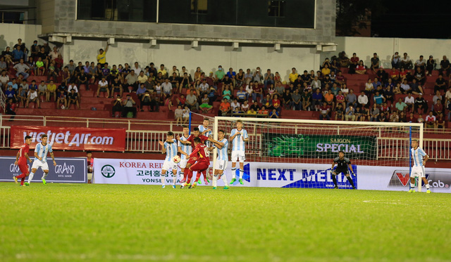 Chùm ảnh: Những khoảnh khắc ấn tượng trận giao hữu U20 Việt Nam 1-4 U20 Argentina - Ảnh 9.