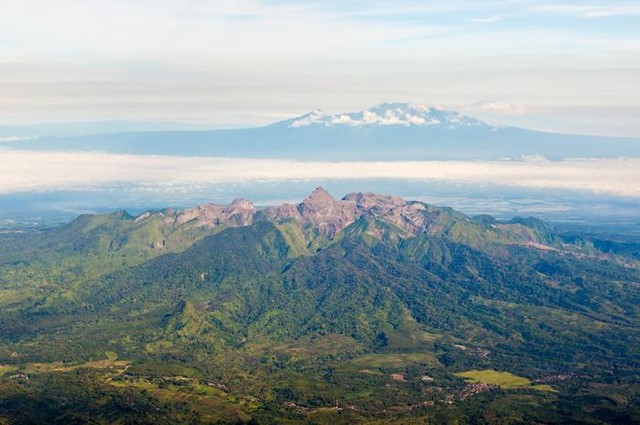 Những ngọn núi lửa nguy hiểm nhất thế giới - Ảnh 11.