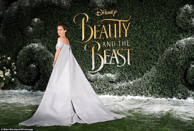 Emma Watson xinh như công chúa ra mắt phim Beauty and the Beast - Ảnh 2.
