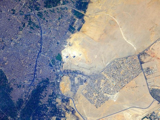 Hình ảnh ngoạn mục của Trái Đất nhìn từ không gian - Ảnh 7.