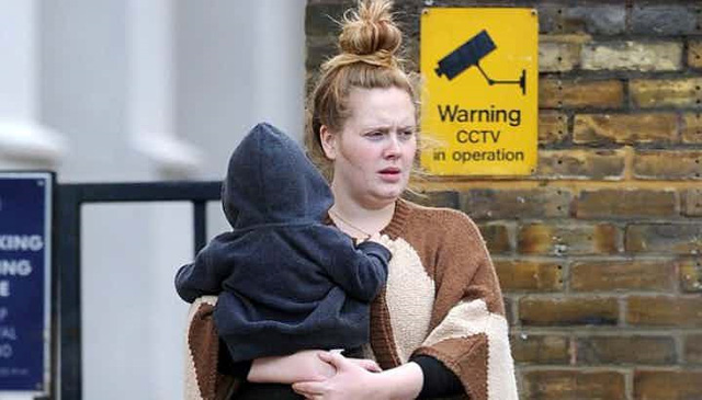 Adele's most embarrassing moments when looking back - Photo 9.