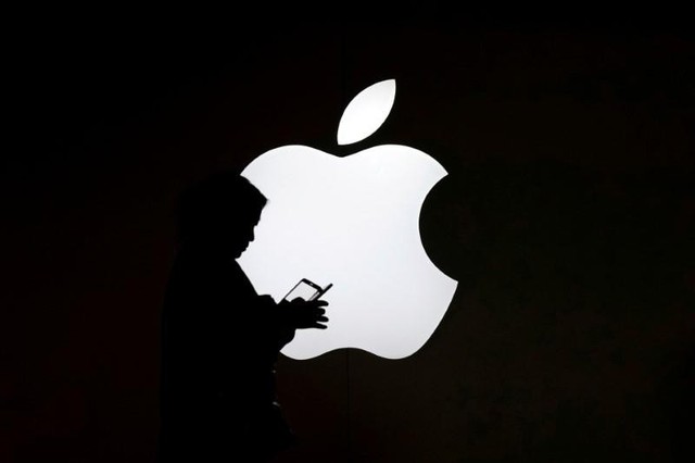 Apple chuẩn bị ra tòa vì cố tình làm chậm iPhone - Ảnh 1.
