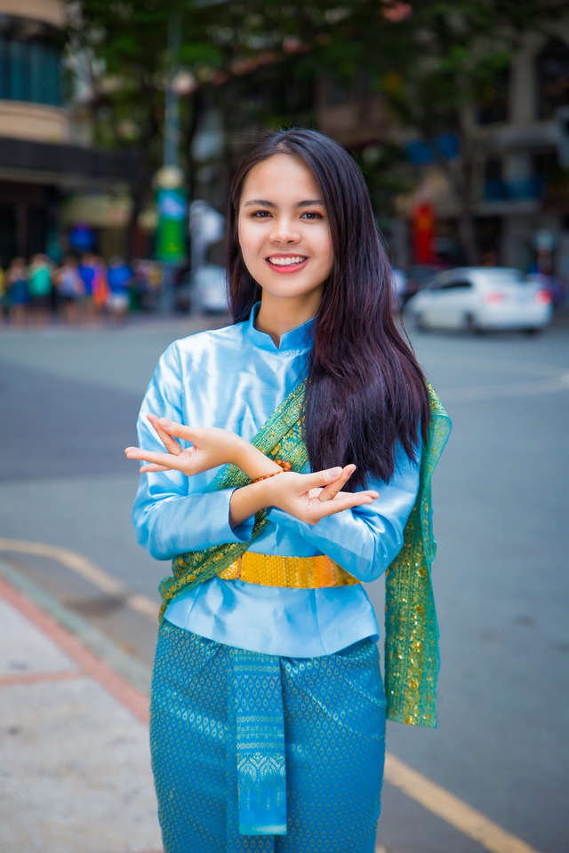 Ấn tượng bộ ảnh diện quốc phục các nước Đông Nam Á của đại diện Việt Nam tại SSEAYP 2017 - Ảnh 1.