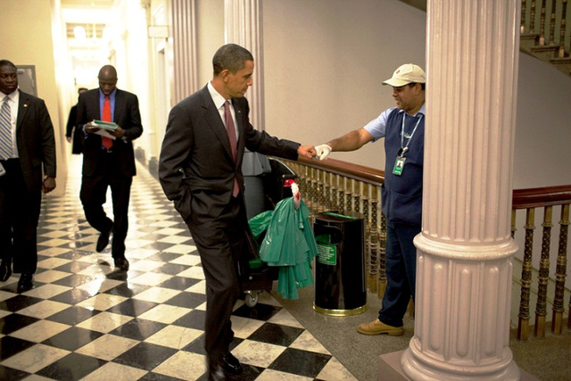 Barack Obama - Vị Tổng thống gần gũi với người dân Mỹ - Ảnh 1.