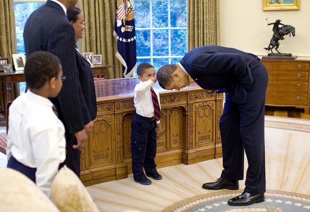 Barack Obama - Vị Tổng thống gần gũi với người dân Mỹ - Ảnh 4.