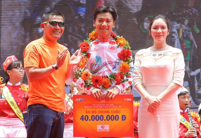 Giải xe đạp cúp truyền hình TP.HCM 2017: Alex Phounsavath giành áo Vàng chung cuộc - Ảnh 4.
