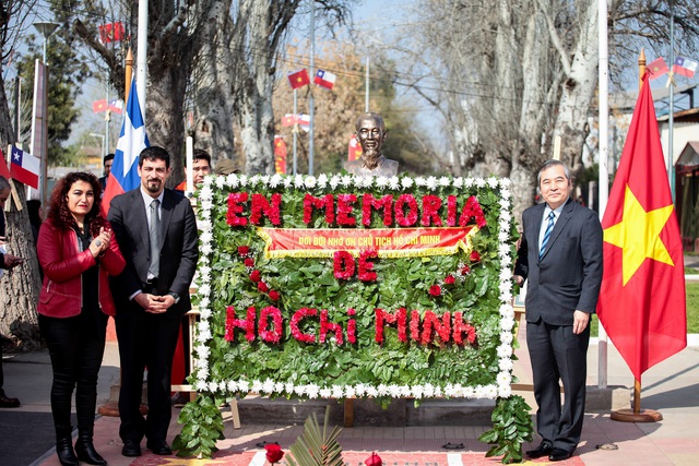 ĐSQ Việt Nam tại Chile tổ chức nhiều hoạt động kỷ niệm ngày 2/9 - Ảnh 3.