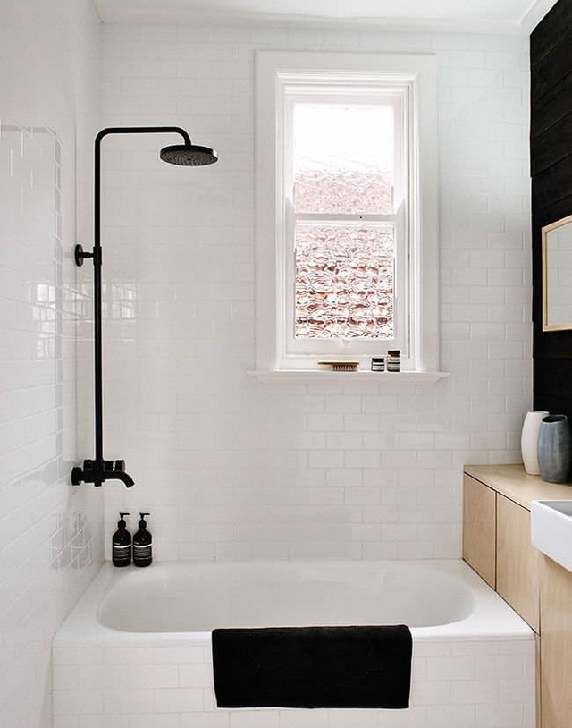 Những ý tưởng giúp phòng tắm nhỏ hẹp trở nên thông thoáng | VTV.VN