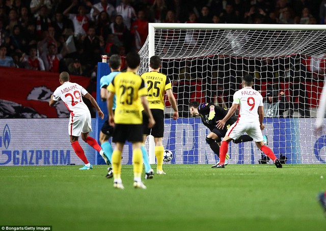 Tứ kết lượt về Champions League: Monaco 3 - 1 Dortmund: Trận đấu đẹp mắt - Ảnh 1.