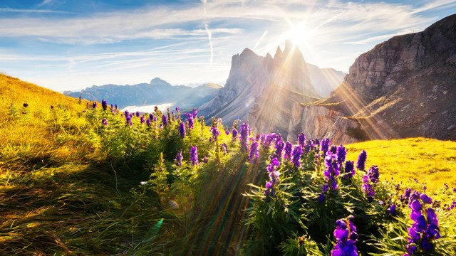 Dolomites - Thiên đường ẩn mình giữa sau rặng núi Alps - Ảnh 3.