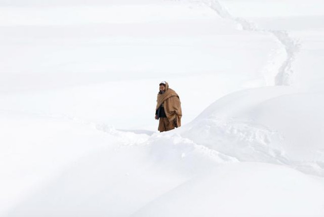 Hơn 130 người chết do lở tuyết ở Afghanistan - Ảnh 1.