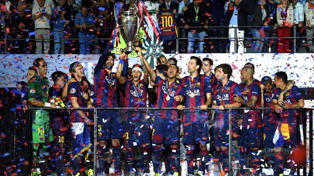 UEFA đổi vị trí trao cúp Champions League và Europa League - Ảnh 1.