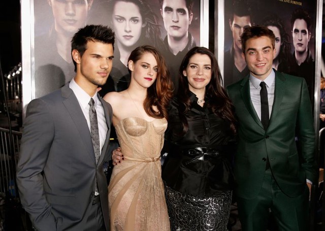 Tác giả Twilight đưa tác phẩm mới lên truyền hình - Ảnh 1.