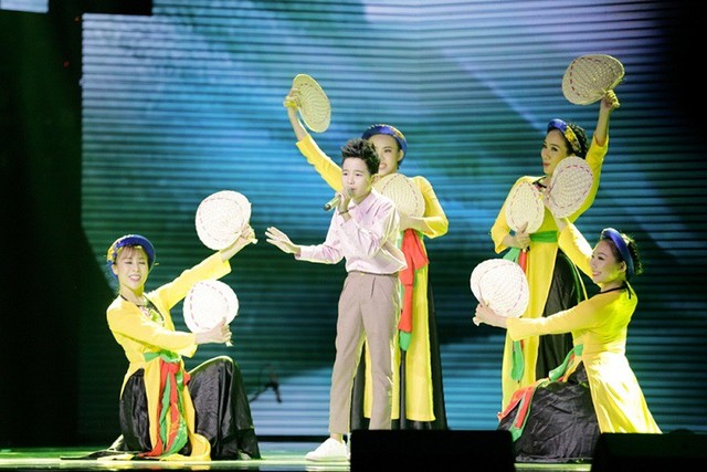 Giọng hát Việt nhí: Lộ diện 3 thí sinh được cứu vào thẳng vòng Chung kết - Ảnh 2.