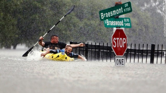 Bang Texas, Mỹ hoang tàn sau siêu bão Harvey - Ảnh 23.