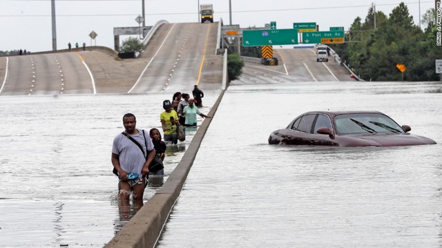 Bang Texas, Mỹ hoang tàn sau siêu bão Harvey - Ảnh 25.