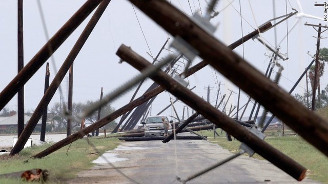 Tổng thống Mỹ thăm Texas trong bão Harvey - Ảnh 14.
