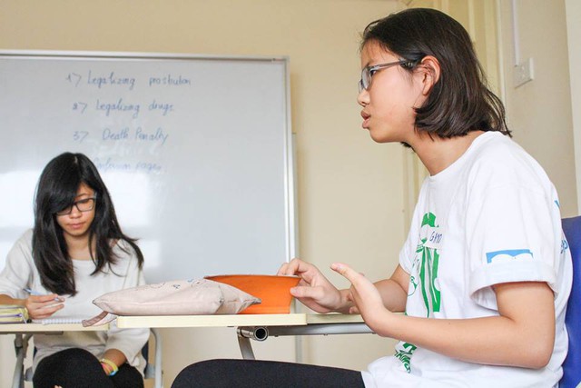 Học sinh cấp 3 tại Hà Nội tổ chức hội nghị mô phỏng Liên Hợp Quốc - Ảnh 1.