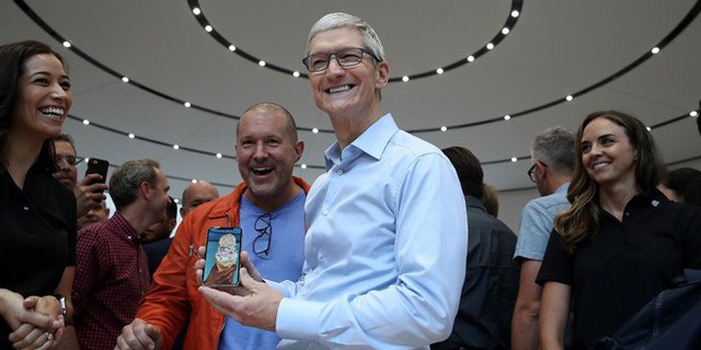 Với iPhone X, tất cả đã bị Apple đánh lừa - Ảnh 2.