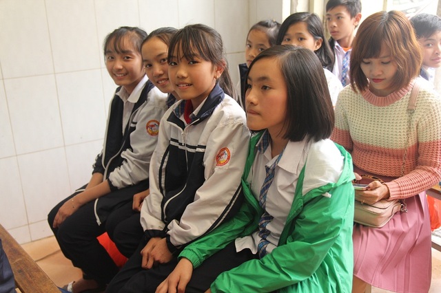 Đoàn Thanh niên VTV mang Tết ấm tới trẻ em khuyết tật tại Hà Nội - Ảnh 1.