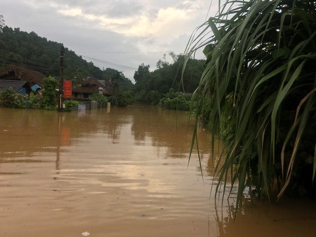 Những hình ảnh thiệt hại do mưa lũ tại Định Hóa, Thái Nguyên - Ảnh 4.