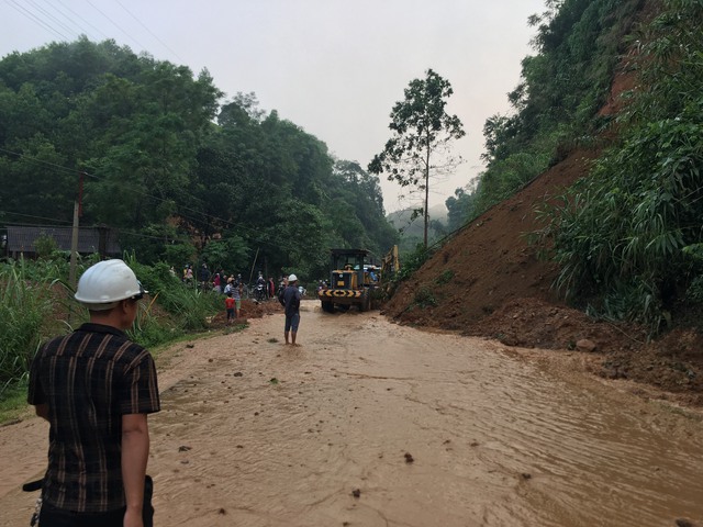Những hình ảnh thiệt hại do mưa lũ tại Định Hóa, Thái Nguyên - Ảnh 3.