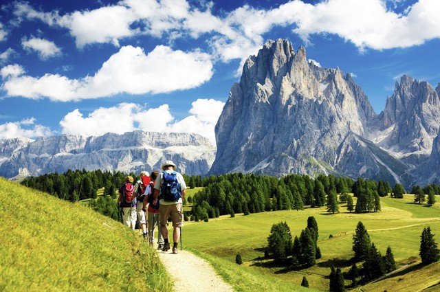 Dolomites - Thiên đường ẩn mình giữa sau rặng núi Alps - Ảnh 1.