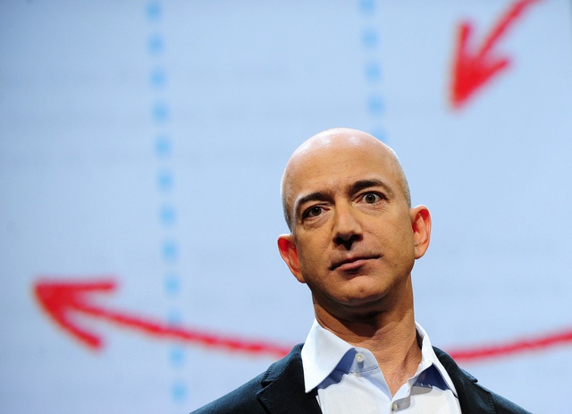 Jeff Bezos: Nhà tài phiệt ngoa ngoắt? - Ảnh 1.