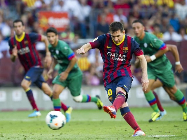 Messi, Ronaldo và Torres lọt top 12 cầu thủ sút hỏng penalty nhiều nhất La Liga - Ảnh 2.