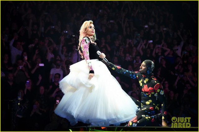 Lady Gaga khởi động lại tour lưu diễn thế giới - Ảnh 10.