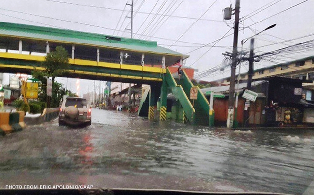 Bão Maring khiến 3 người thiệt mạng và gây ngập lụt tại Philippines - Ảnh 10.