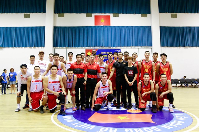  ĐT bóng rổ Việt Nam thi đấu giao hữu với Saigon Heat, chuẩn bị cho SEA Games 29 - Ảnh 4.
