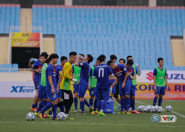 ẢNH: ĐT U22 Việt Nam tích cực tập sút chờ đối đầu Tuyển các ngôi sao K-League - Ảnh 10.
