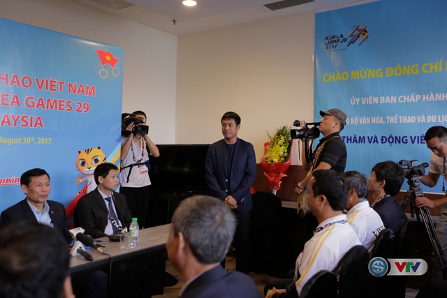 Bộ trưởng Bộ VHTT&DL Nguyễn Ngọc Thiện gửi lời động viên của Thủ tướng tới các VĐV dự SEA Games 29 - Ảnh 3.