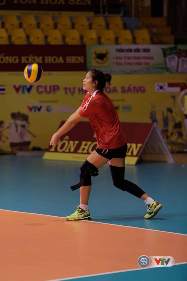 VTV Cup Tôn Hoa Sen 2017: ĐT bóng chuyền nữ Việt Nam tập buổi đầu tiên tại Hải Dương - Ảnh 2.