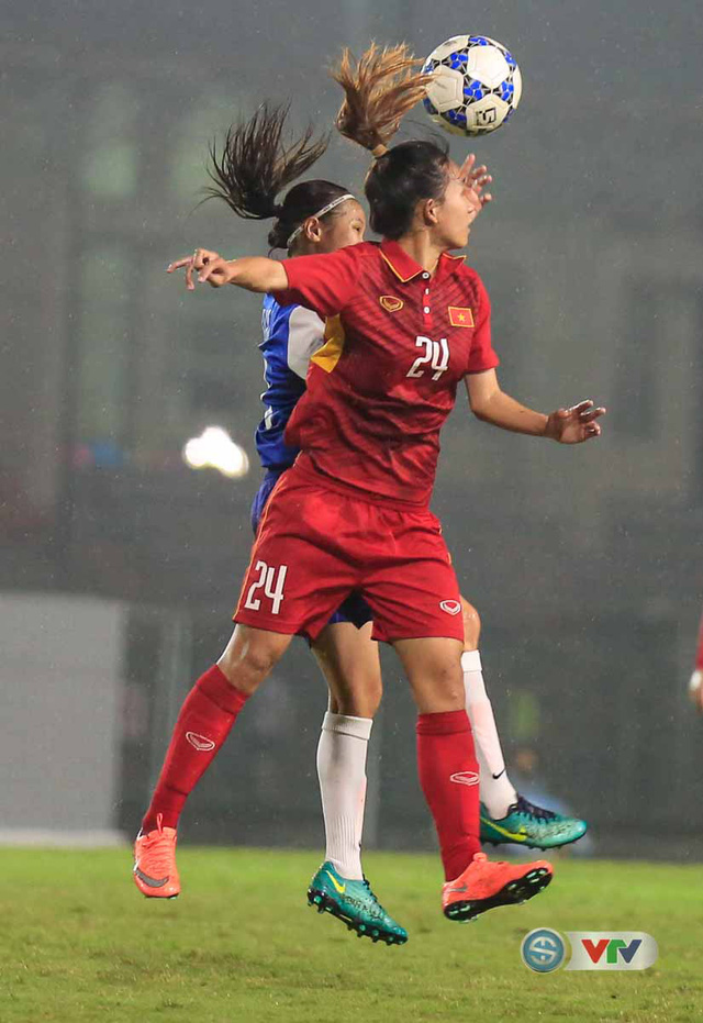 Ảnh: Thắng Singapore 8-0, ĐT nữ Việt Nam vươn lên đầu bảng - Ảnh 8.