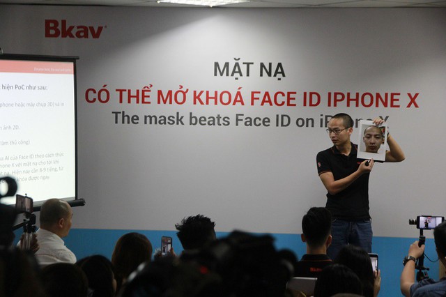 CEO Nguyễn Tử Quảng: Apple nên khuyến cáo người dùng về FaceID - Ảnh 1.
