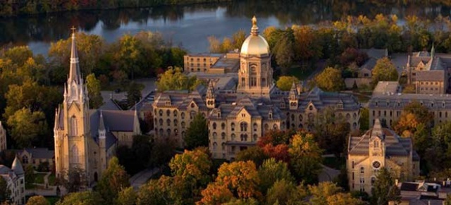 “Lác mắt“ với 15 khuôn viên trường đại học đẹp nhất thế giới - Ảnh 1.