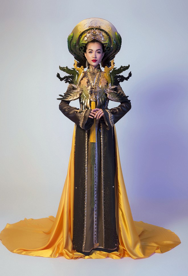 Cận cảnh trang phục truyền thống lạ mắt Lệ Hằng mặc ở Miss Universe - Ảnh 6.