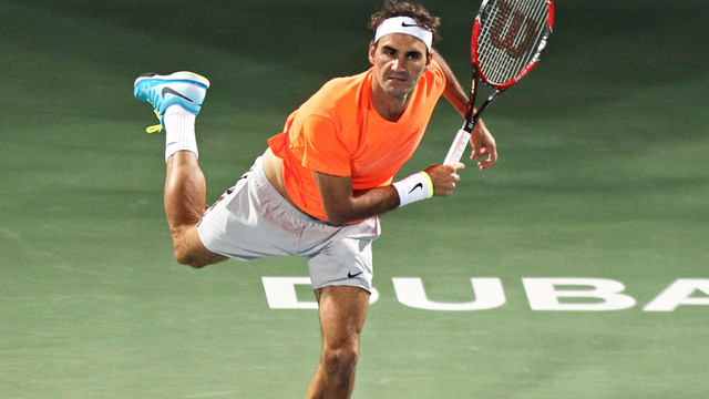 Roger Federer - đẳng cấp khi cầm giao bóng - Ảnh 1.