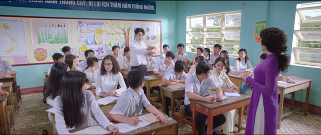 Chưa ra mắt khán giả Việt, Cô gái đến từ hôm qua đã công chiếu tại Liên hoan phim BIFAN 2017 - Ảnh 3.