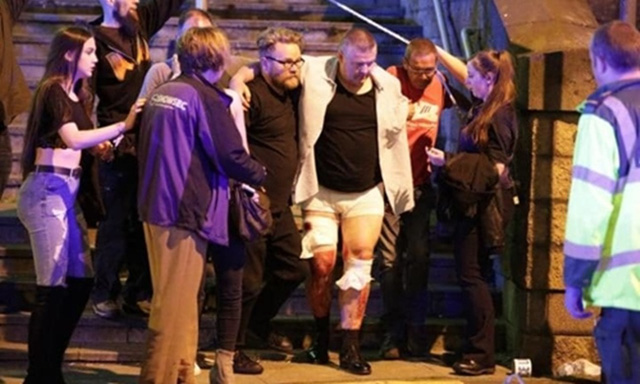 Điều tra vụ nổ tại Anh theo hướng tấn công khủng bố - Ảnh 3.