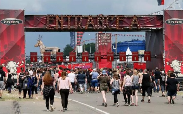 Đức sơ tán 80.000 người ở lễ hội âm nhạc do đe dọa khủng bố - Ảnh 1.