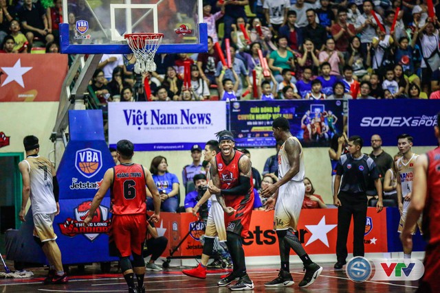 ẢNH: Thang Long Warriors lần thứ ba chiến thắng tại trận derby bóng rổ Thủ đô - Ảnh 20.