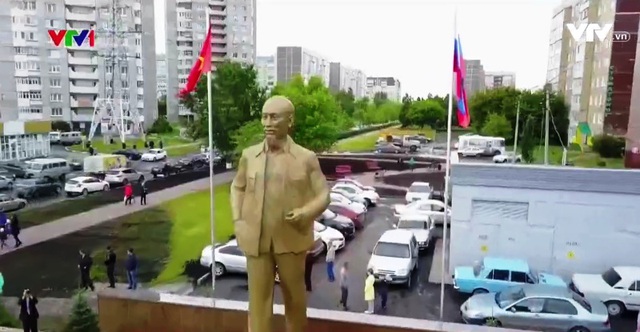 Khánh thành tượng Bác Hồ tại quê hương Lenin - Ảnh 1.