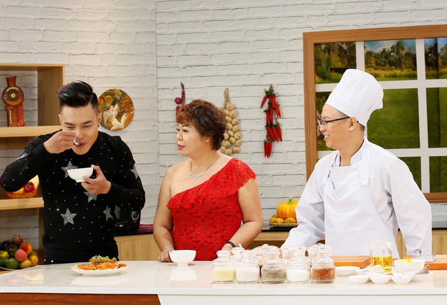 Diễn viên hài Bảo Lâm lộ tính ham ăn trong Tuyệt chiêu ẩm thực - Ảnh 3.